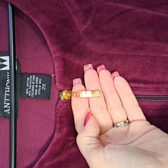 ANTHONY Bergandy Velvet Gold Zip-Up Front Pockets Jacket. Size 2X NWT - Picture 6 of 10